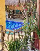 Beach House-Casita in Calatagan with pool ( for 6)