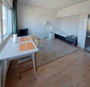 Kotimaailma - Valoisa kalustettu yksiö Espoossa