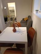 Cozy apartment close to downtown