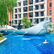 Espana Condo Resort Pattaya Pool Access