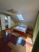 Top Ciocăneşti Top Ciocăneşti