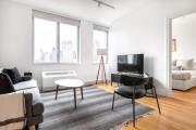 Hells Kitchen 2BR w Elevator nr Central Park NYC-523