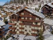 Appartement lumineux avec terrasse sud, proche pistes, parking - FR-1-566-64