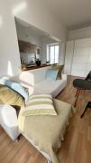 Vibey & spacious riverside with fast WiFi Vibey & spacious riverside with fast WiFi