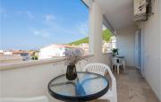 Awesome Apartment In Baska Voda With Kitchen