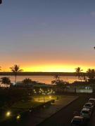 Luxuoso Flat em resort vista incrível para o Lago