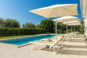 Modern villa Oliveti with pool and grill in Porec