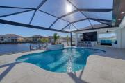 New listing - Amazing new 3beds3baths Gulf access villa w. heated pool and outdoor kitchen!