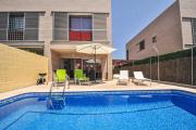 LITORAL COSTA DORADA - VILLA MAGNOLIA Only families