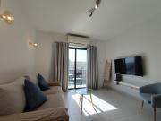 Spinola Bayview Apartment