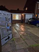 Luxury apartment in Birmingham with free parking.