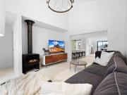 The Jindabread House