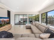 Top Caloundra