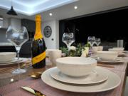 Homely 6 bed Cottage 30 mins to Heathrow, London, Legoland, Windsor Castle Homely 6 bed Cottage 30 mins to Heathrow, London, Legoland, Windsor Castle