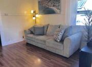 Cozy Couch Corner Shared Home Prime Locale