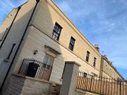 Fantastic 3-bed house with parking