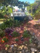 Cozy jungle boat hideaway with stunning ocean view