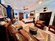 The Presidential at Forty 4 On Hoog Street