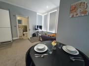Lovely Maidstone Gem - Sleeps 2 Lovely Maidstone Gem - Sleeps 2