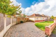 BOURNECOAST: BUNGALOW NEAR RIVER AND BEACH -HB5845 BOURNECOAST: BUNGALOW NEAR RIVER AND BEACH -HB5845