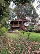 Villa Kayu Puncak by Henny Ariastoeti