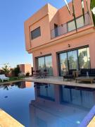 Villa avec pool privé avenue Mohamed 6 zone touristique Agdal