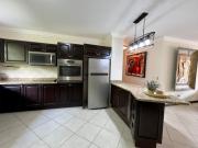 Spacious Penthouse with pool & Jungle Views