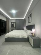 cozy rooftop near al services 23