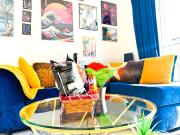 Family, Group & Contractor Stay - Sleeps Upto 9 Guests with Free Parking