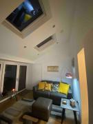 The Old Wash House, 3 bed Luxe Edwardian Cottage