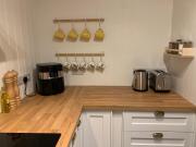 Tenby house for 6 with 2 parking spaces