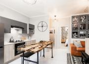Midrand Classy & Eclectic 1-Bed wThrowback Vibes