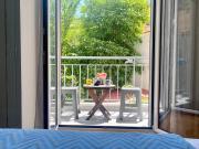 Olive tree Deluxe Apt 70m from Athens Metro