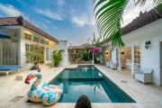 Cozy & Charming Canggu 4BR Luxury Villa