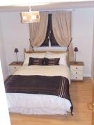 Lovely Two-bed Apt Lovely Two-bed Apt
