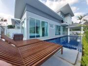 Green Lung Pool Villas Bangkok