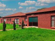 Captivating 1-Bed Studio in Springs - Home Way