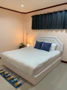 Top Hat Yai