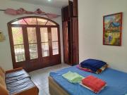 Seu Apto na Praia da Costa 9 Simples e Barato Mobiliado Ar Cond Fogão TV Geladeira Local Excelente no Centro