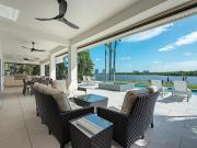 Secluded Bayfront Haven