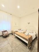 Garibaldi Saint-Michel House 6