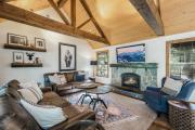 Timber Grove at Tahoe Park - Gorgeous 4BR Cabin - Tahoe Park HOA, Pets OK, Near Skiing