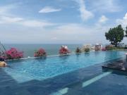 Pattaya市中心临近海滩无边泳池家具齐全24小时安保