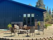 Log Cabin Lane Guesthouse