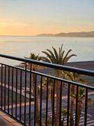 APARTAMENTO EN PRIMERA LÍNEA DE PLAYA