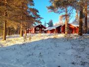 Lantlivlodge i Österjörn - Midgård