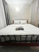 Central Charm: Accessibility