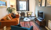 Gorgeous Modernised City Centre Apartment