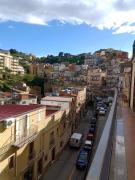 Top Caronia Marina Top Caronia Marina