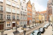 Apartment Zlotnikow Old Town by Renters